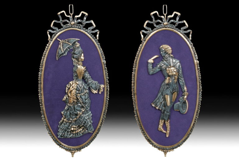 Handmade Bronze Pair of Romeo & Juliet Wall Decor Blue