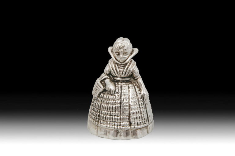 Handmade Bronze Table Bell Lady “Époque”
