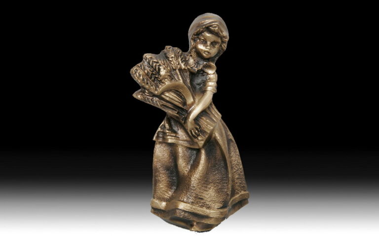 Handmade Bronze Figure Girl Cefeira