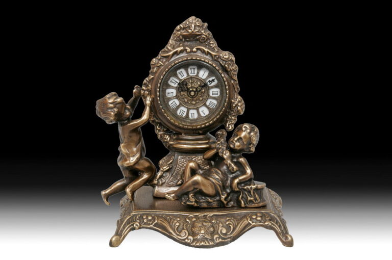 Handmade Bronze Mantle Clock with Two Angels Sitting