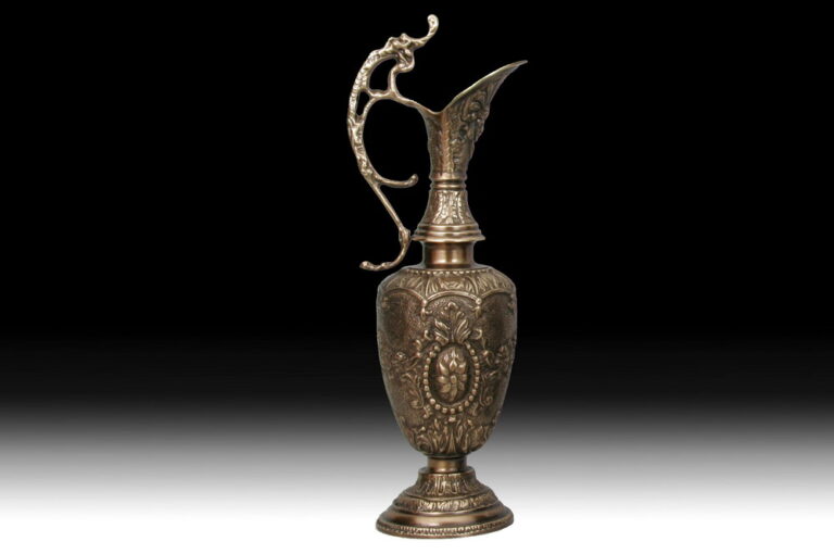 Handmade Bronze Vase Round Base