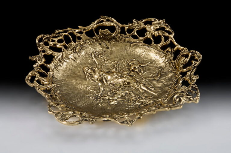 Handmade Bronze Rendilado Dish